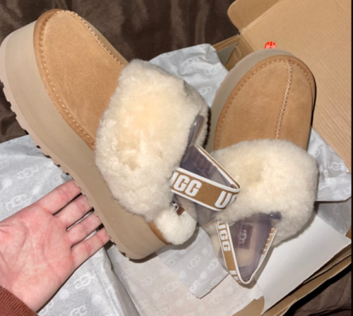 UGG Funkette Brown photo review